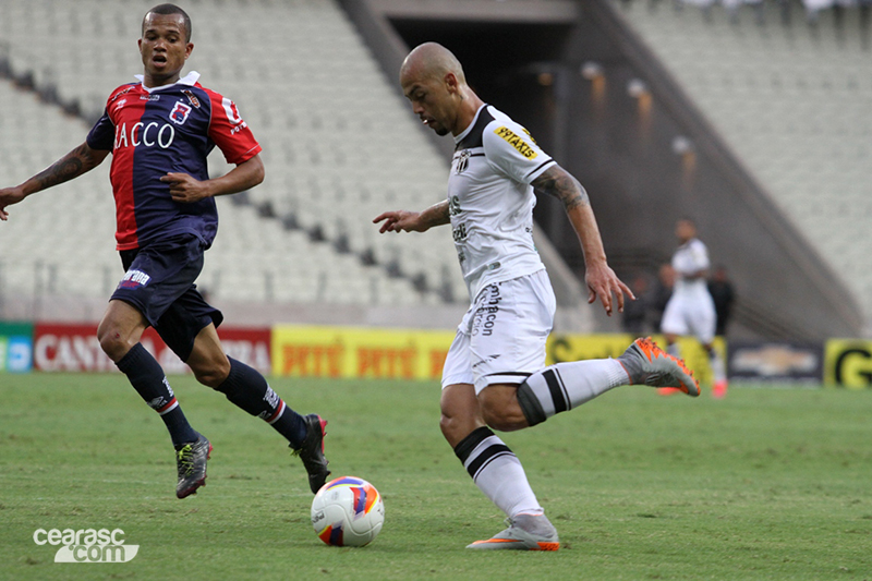 [23-08] Ceará 4 x 3 Paraná - 02 - 1
