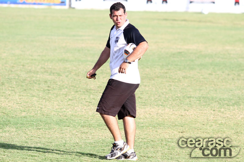 [19-10] Treino Coletivo - Finalizações - 13