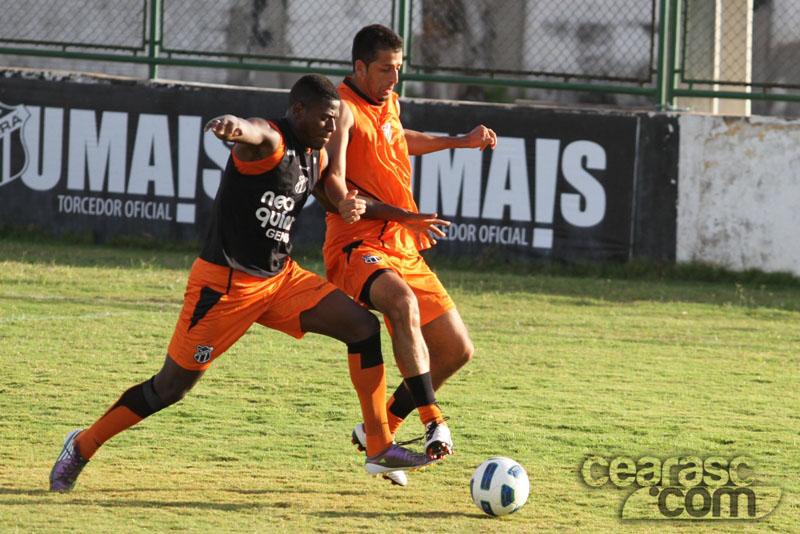 [19-10] Treino Coletivo - Finalizações - 16