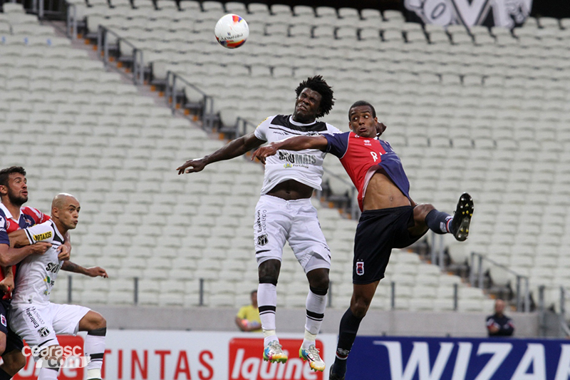 [23-08] Ceará 4 x 3 Paraná - 02 - 2