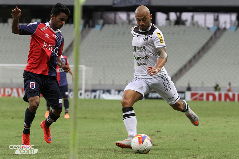 [23-08] Ceará 4 x 3 Paraná - 02 - 5