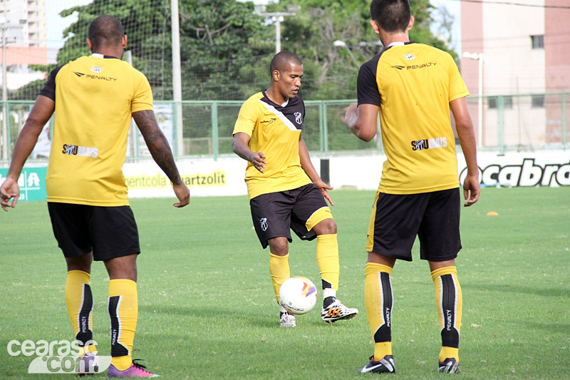 [24-02] Treino tático + finalizações - 8