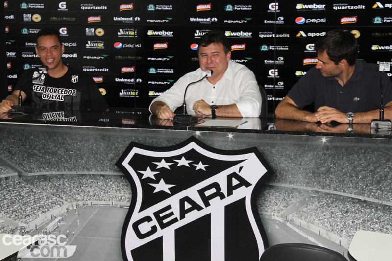 [14-07] Apresentação de Lulinha, Lima e Maranhão - 14