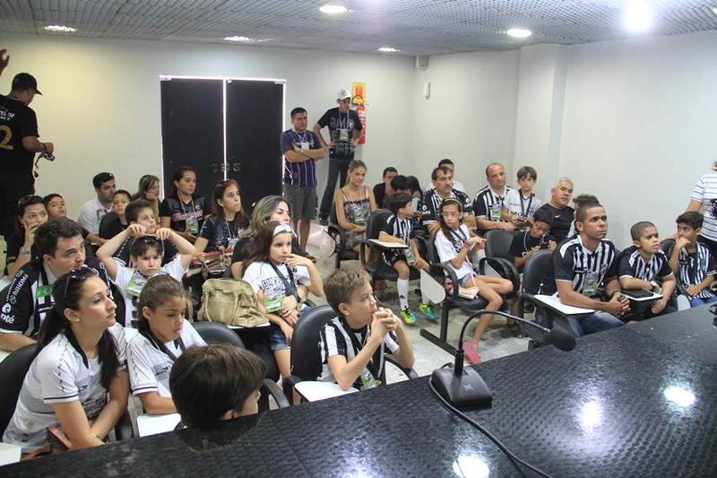 [19-10] Por Dentro do Vozão - Dia das Crianças - 04 - 26