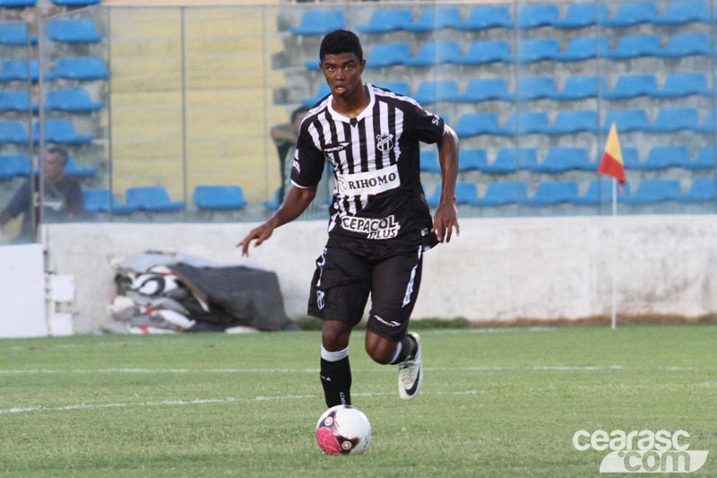 [13-01] Ceará 3 x 1 Horizonte - 02 - 29