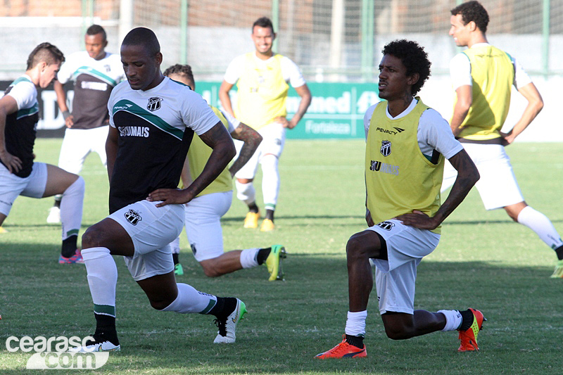 [11-06] Treino tático + finalização - 1