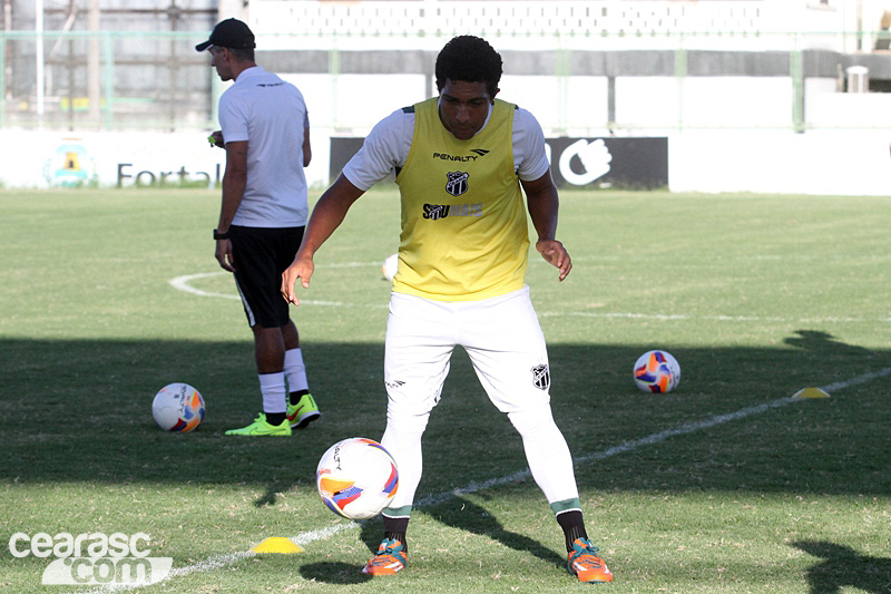 [11-06] Treino tático + finalização - 5