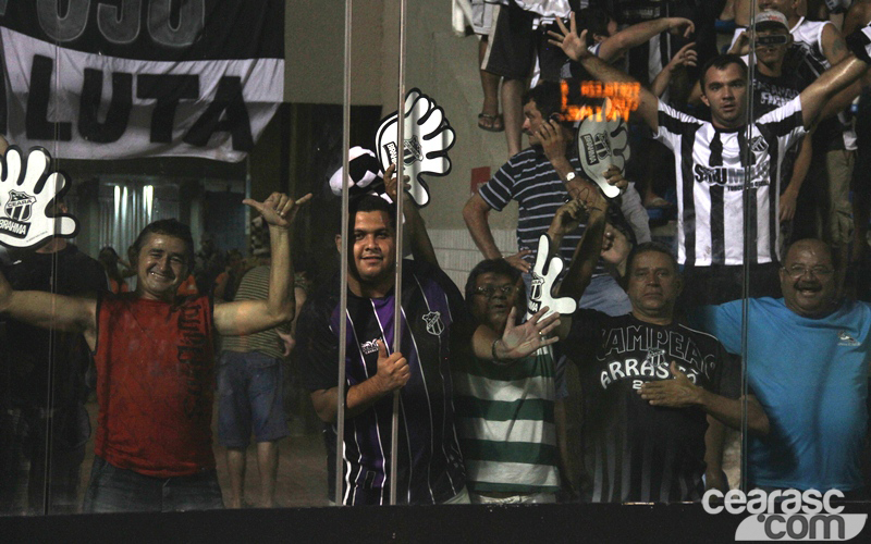 [25-03] Ceará x Fortaleza - TORCIDA-02 - 14