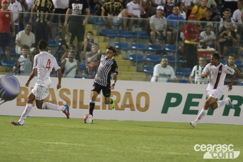 [23-06] Ceará x Atlético-PR3 - 4