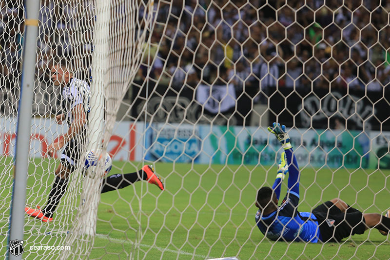 [03-05-2017] Ceará 2 x 0 Ferroviário - Final (2 Jogo) - 18