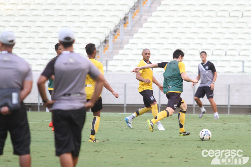 [02-09] Treino técnico e tático - Castelão - 20