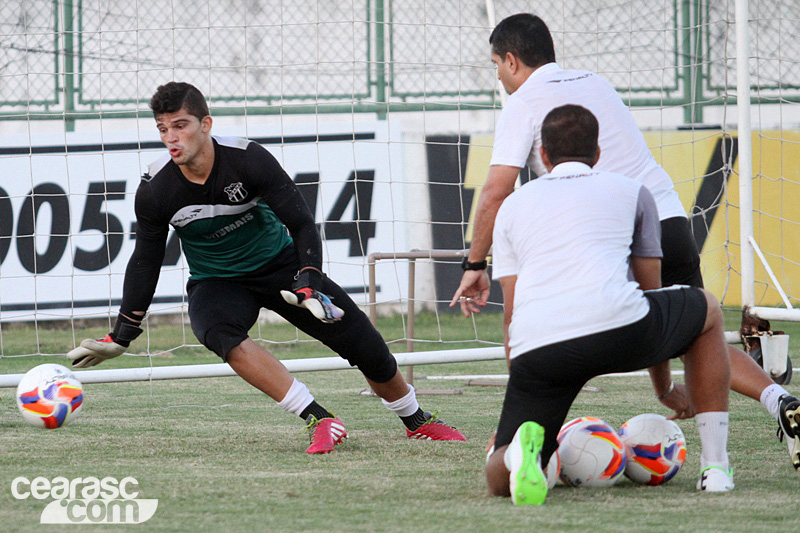 [15-06] Reapresentação + treino físico - 10