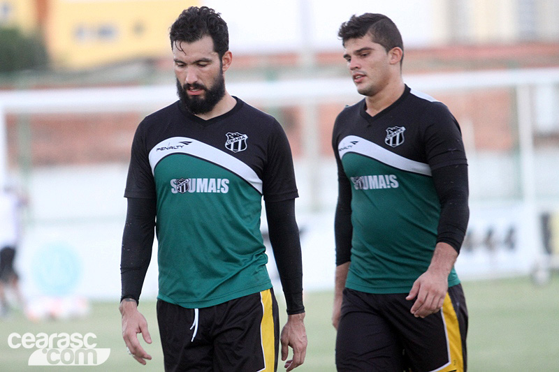 [15-06] Reapresentação + treino físico - 17