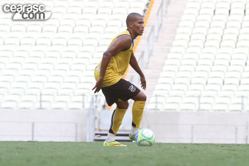 [15-10] Treino coletivo - Castelão - 16