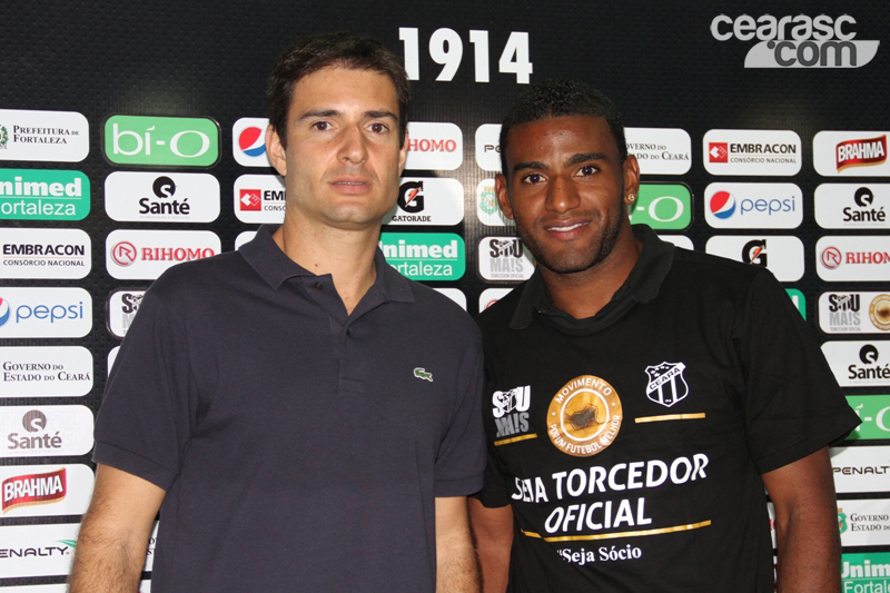 [25-06] Apresentação de Rychely - 6