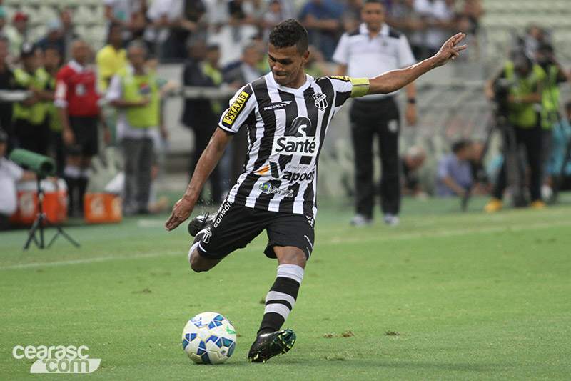 [26-08] Ceará 0 x 3 São Paulo - 12