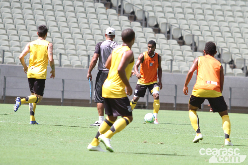 [18-07] Treino coletivo - Castelão - 21