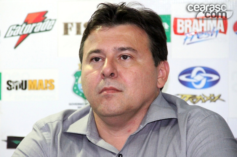 [25-10] Dimas é apresentado - 4