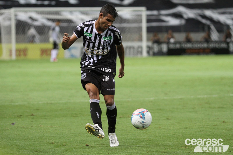 [18-04] Ceará 4 x 1 Guarani (J) - 25