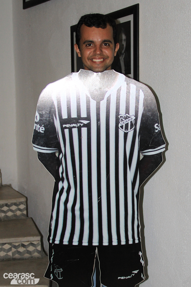 [05-11] Alunos do Colégio Silvia Helena visitam a sede do Vozão - 02 - 6