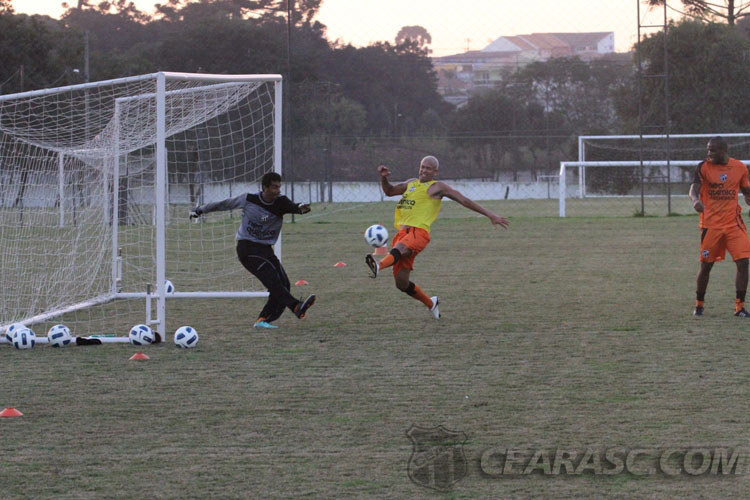 [26-05] Treino no CT do Caju2 - 9
