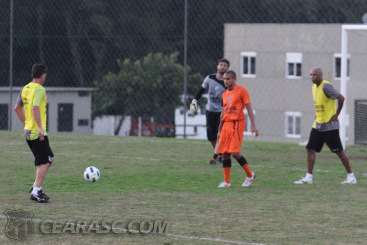 [26-05] Treino no CT do Caju2 - 12