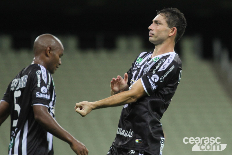 [18-04] Ceará 4 x 1 Guarani (J) - 43