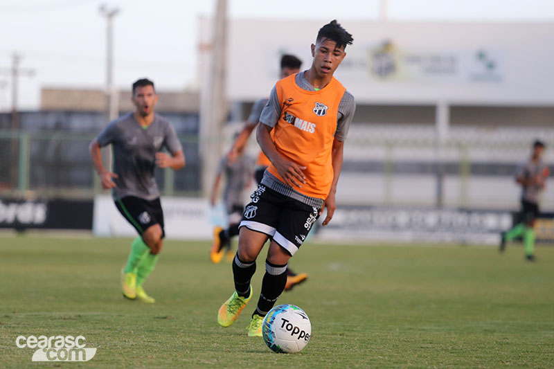 [14-11-2016] Sub-20 se prepara para a Copa do Nordeste - 8
