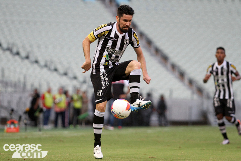 Momentos do meia Ricardinho no Vozão - 28