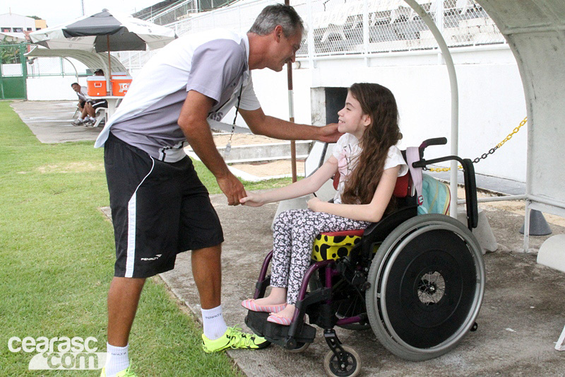 [28-02] Jovem Isabelly visitou a sede - 1