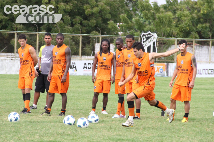 [28-06] Treino de Finalizações - 4