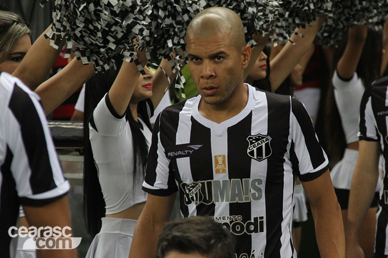 [09-04] Ceará 0 x 0 Vitória - 3