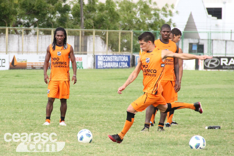 [28-06] Treino de Finalizações - 10