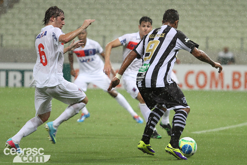 [10-05] Ceará 2 x 1 Paraná - 14