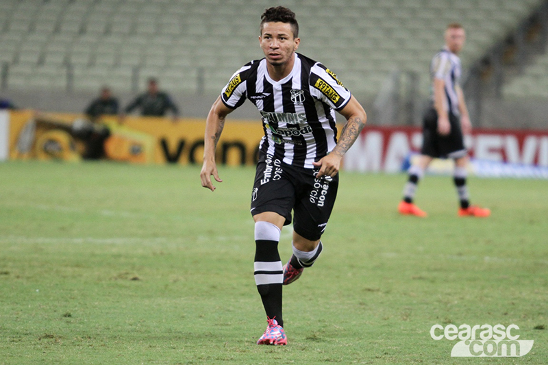 [20-06] Ceará 3 x 3 Santa Cruz - 02 - 15