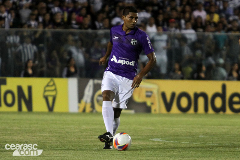 [10-11] Ceará 3 x 0 Bragantino - 13