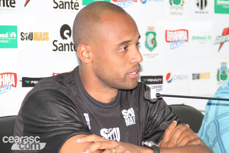 [21-05] Apresentação - Zagueiro Luizão - 1