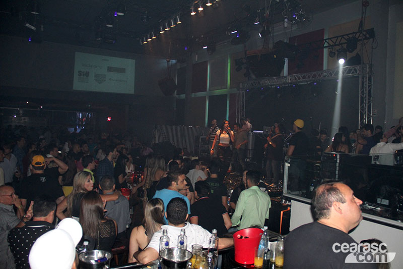 [26-02] Lançamento dos uniformes 2015 - Torcida - 21