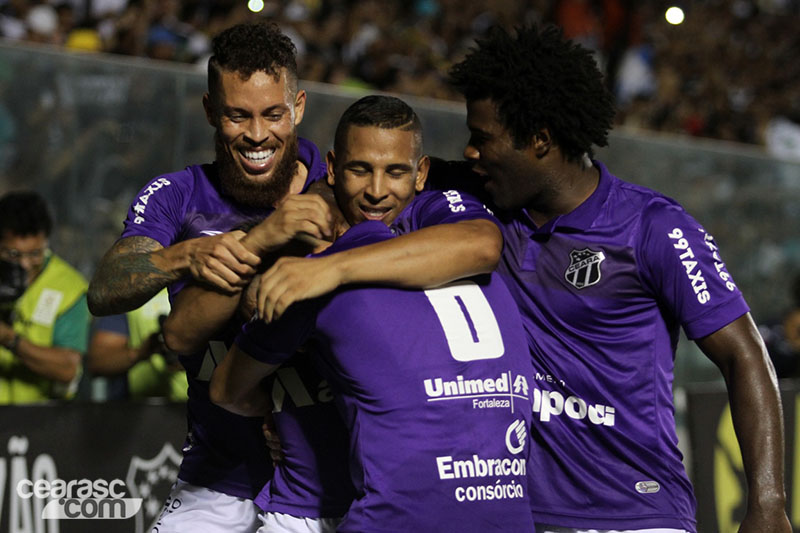 [10-11] Ceará 3 x 0 Bragantino - 30