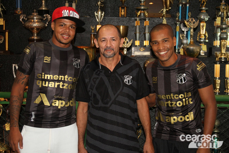 [08-09] Lançamento do terceiro uniforme Penalty Ceará - 02 - 48