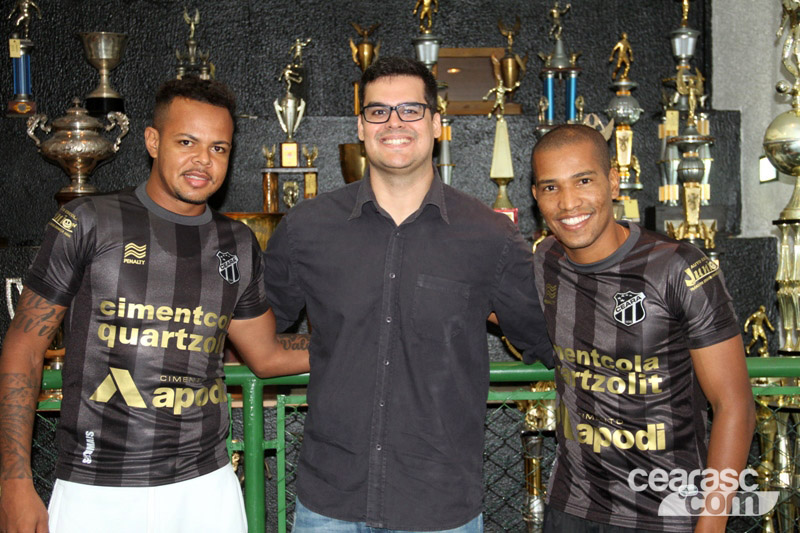 [08-09] Lançamento do terceiro uniforme Penalty Ceará - 02 - 50