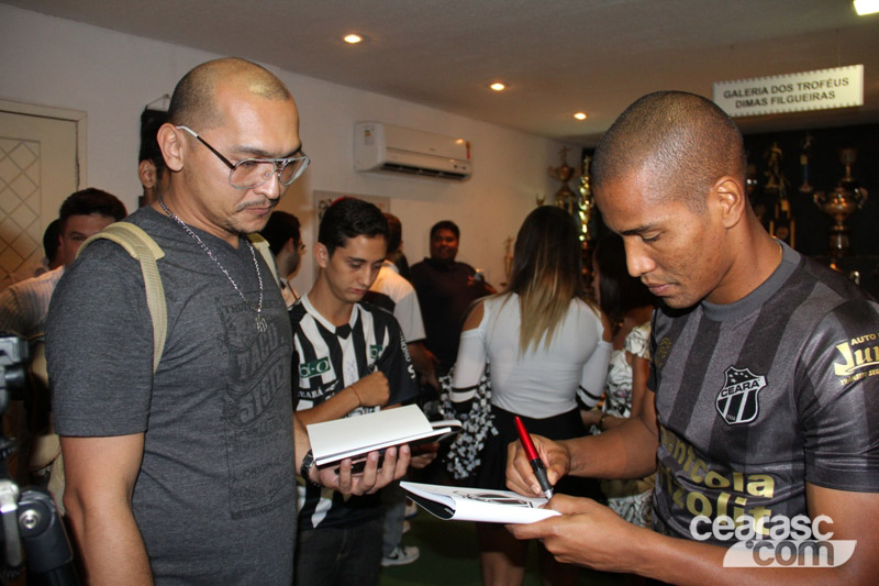 [08-09] Lançamento do terceiro uniforme Penalty Ceará - 03 - 33