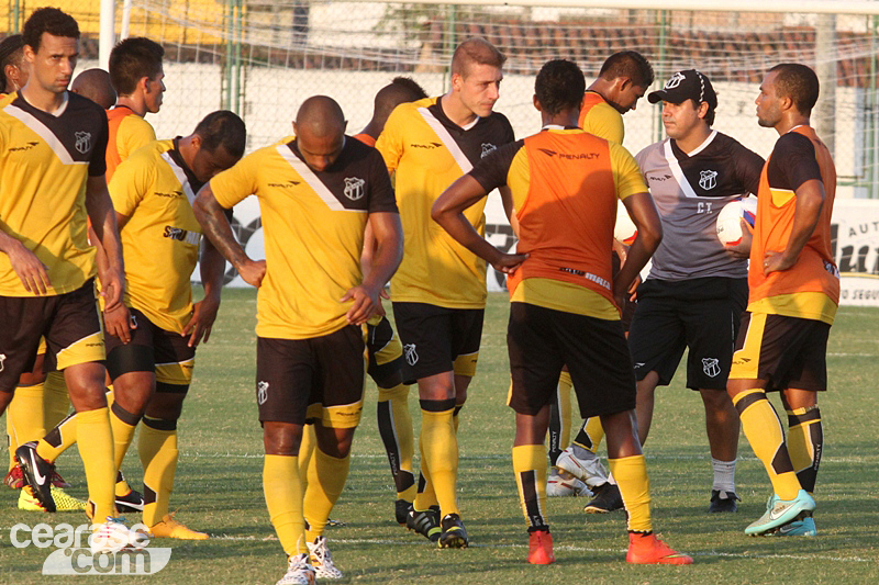 [29-01] Reapresentação + treino técnico - 8