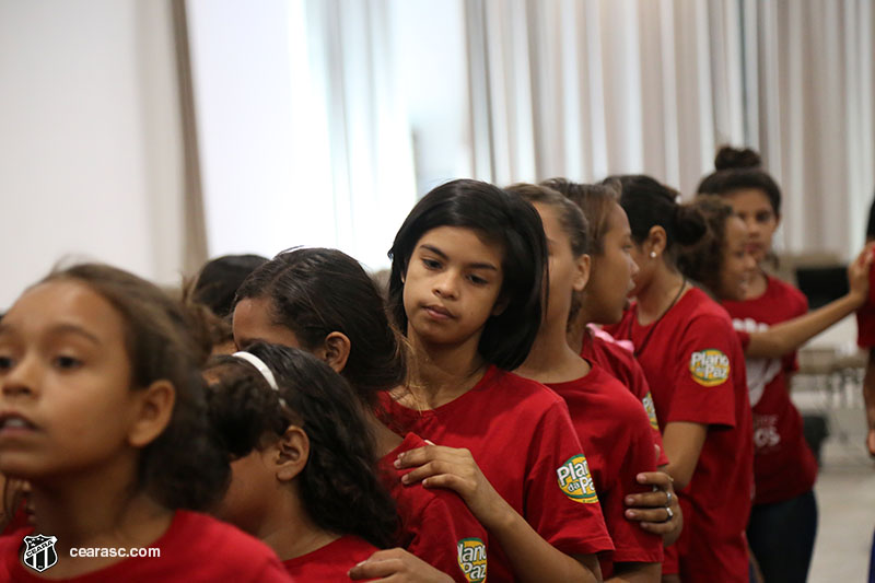 [05-09-2017] Vovo vai a Escola - Logos - 20