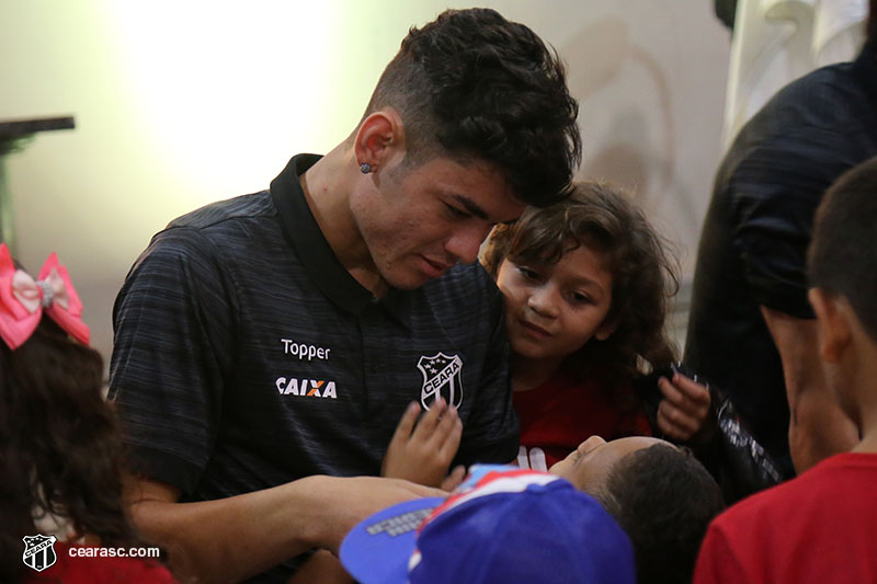 [05-09-2017] Vovo vai a Escola - Logos - 69