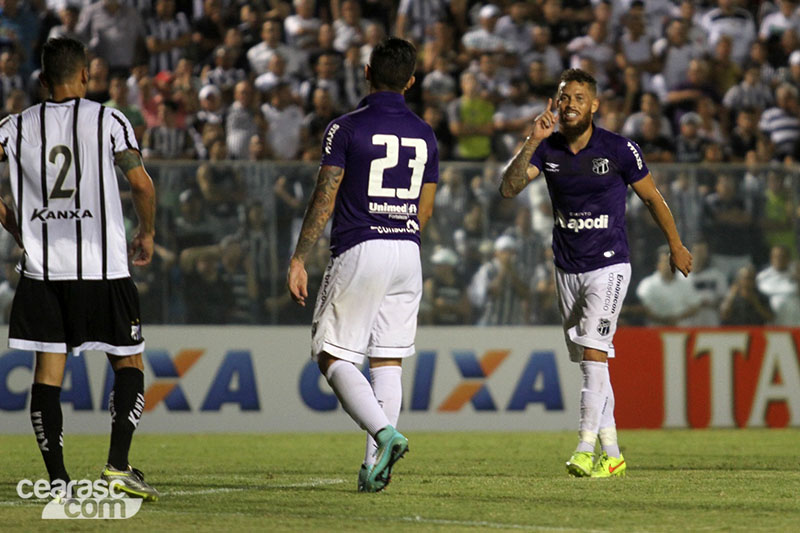 [10-11] Ceará 3 x 0 Bragantino - 65