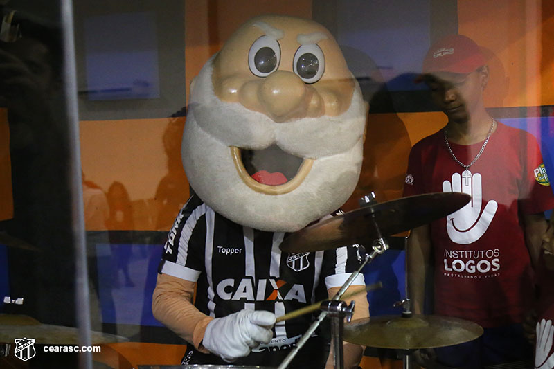 [05-09-2017] Vovo vai a Escola - Logos - 83