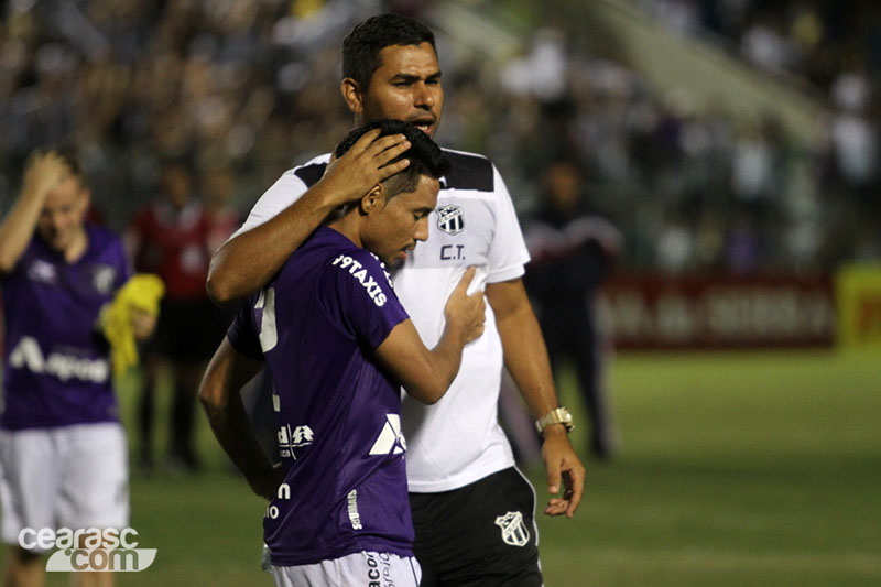 [10-11] Ceará 3 x 0 Bragantino - 69