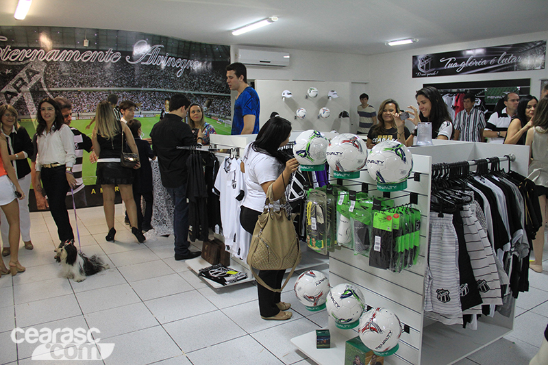 [26-09] Lançamento da Fachada + Loja Oficial - 02 - 12