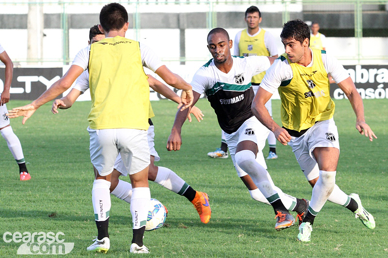 [13-04] Reapresentação + treino técnico e tático - 9